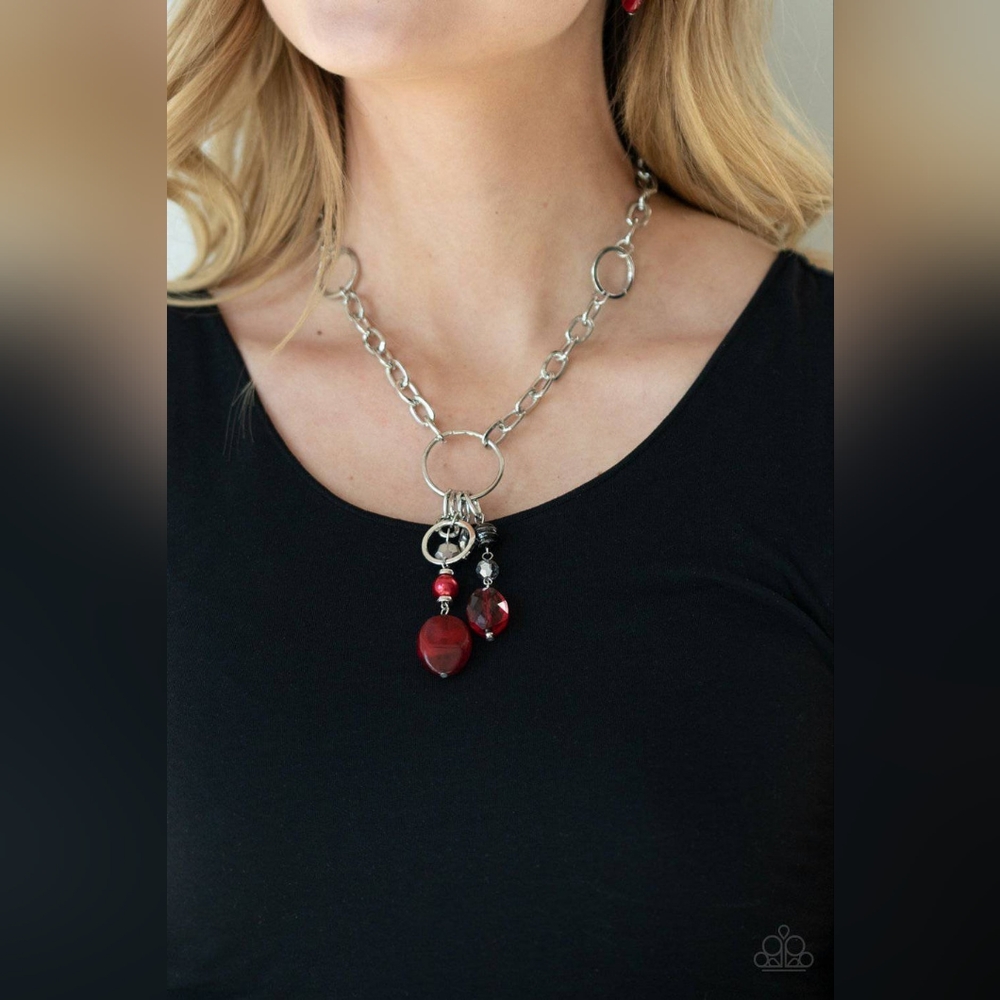 PAPARAZZI RED/SILVER NECKLACE SET WITH EARRINGS NWT